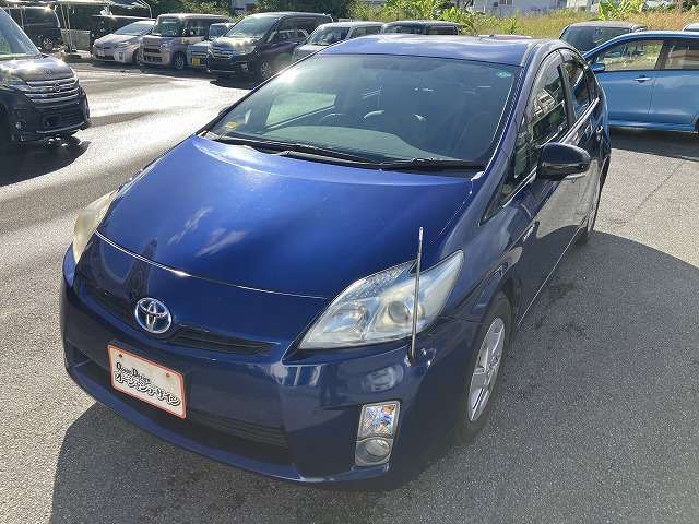 トヨタ プリウス