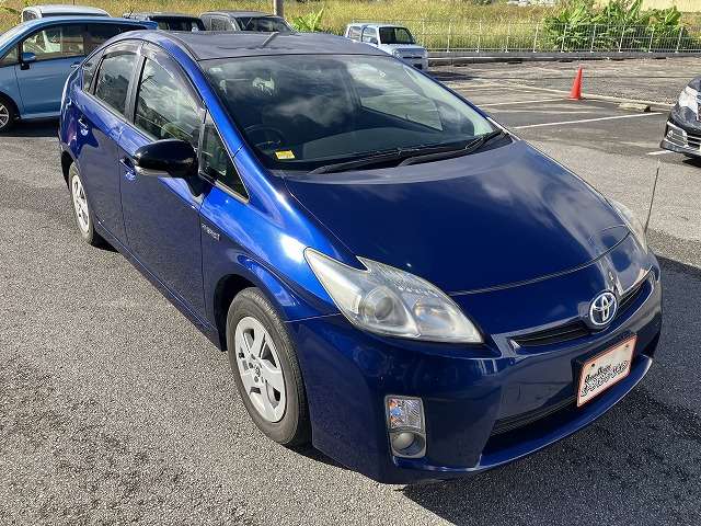 トヨタ プリウス