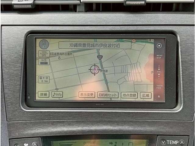 トヨタ プリウス