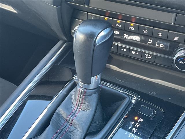 マツダ CX-8