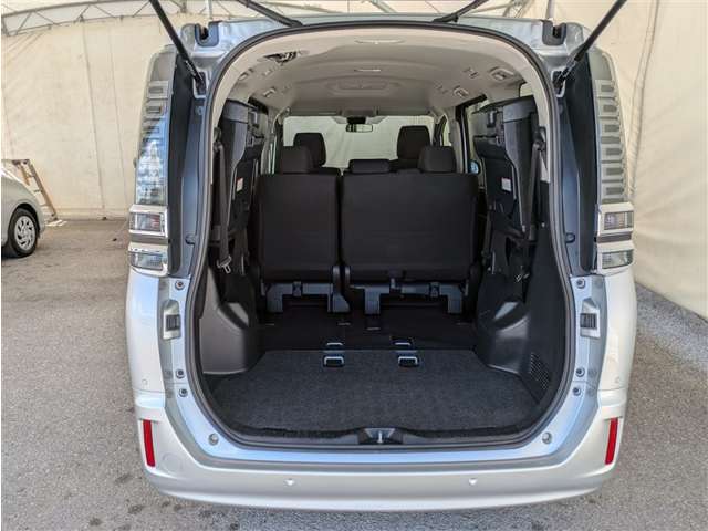 トヨタ ヴォクシー