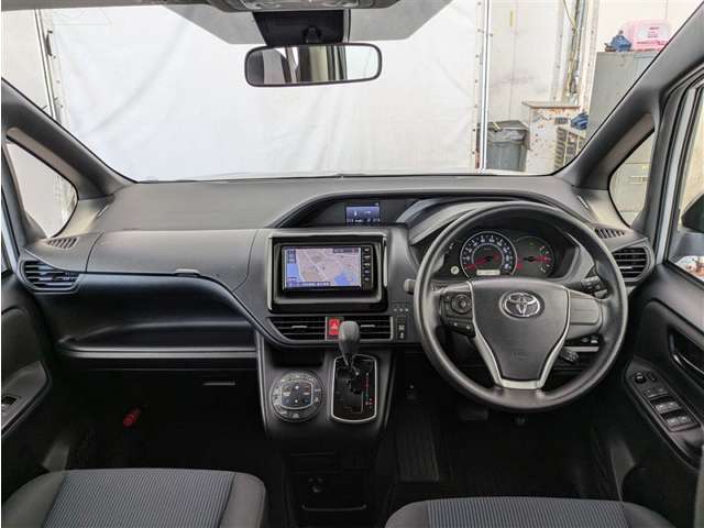 トヨタ ヴォクシー