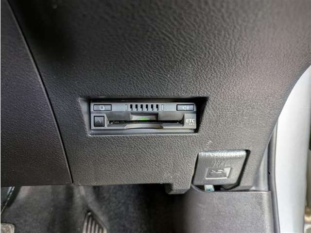 トヨタ カローラアクシオ