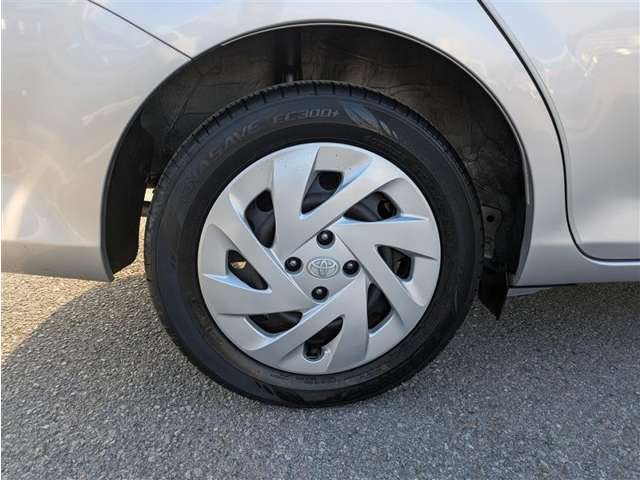 トヨタ カローラアクシオ