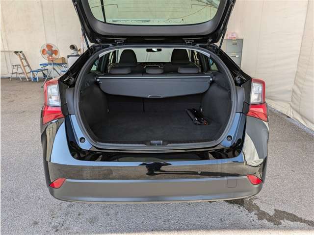 トヨタ プリウス