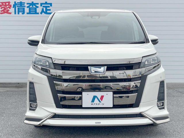 トヨタ ノア
