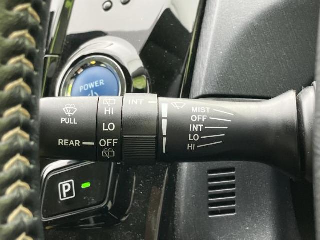 トヨタ プリウスα