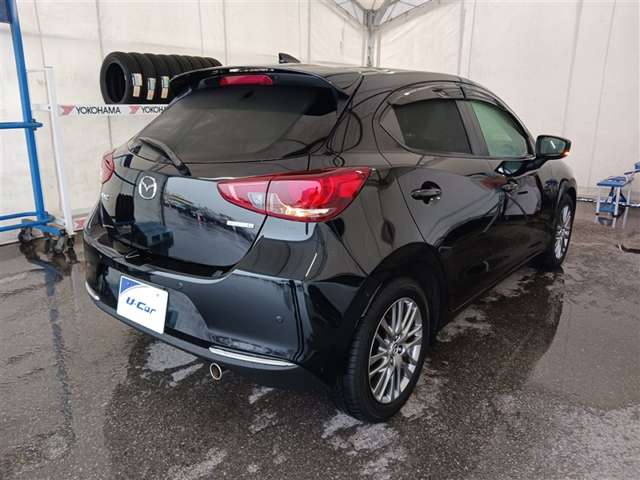 マツダ MAZDA2