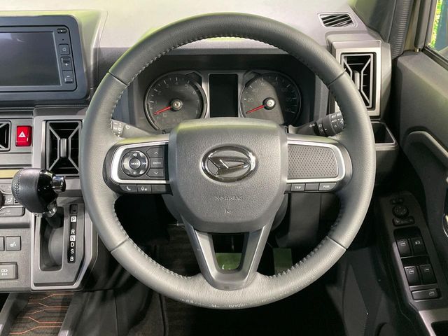 ダイハツ タフト