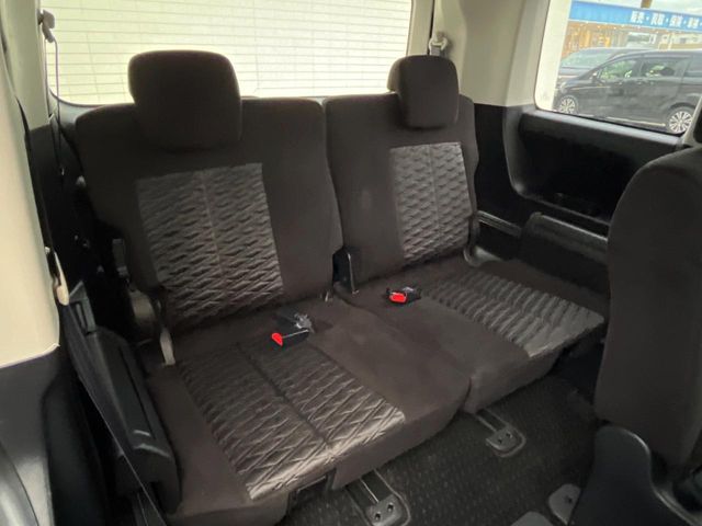 三菱 デリカD：5