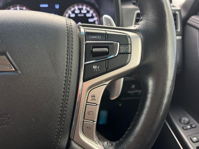 三菱 デリカD：5