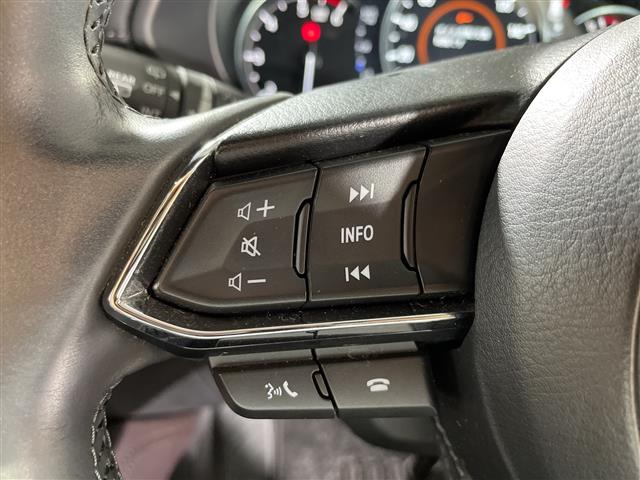 マツダ CX-8