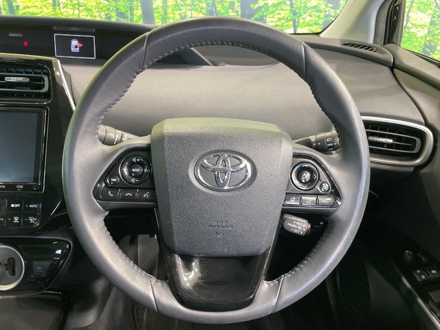 トヨタ プリウスPHV