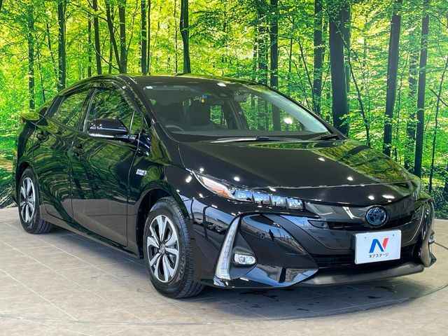 トヨタ プリウスPHV