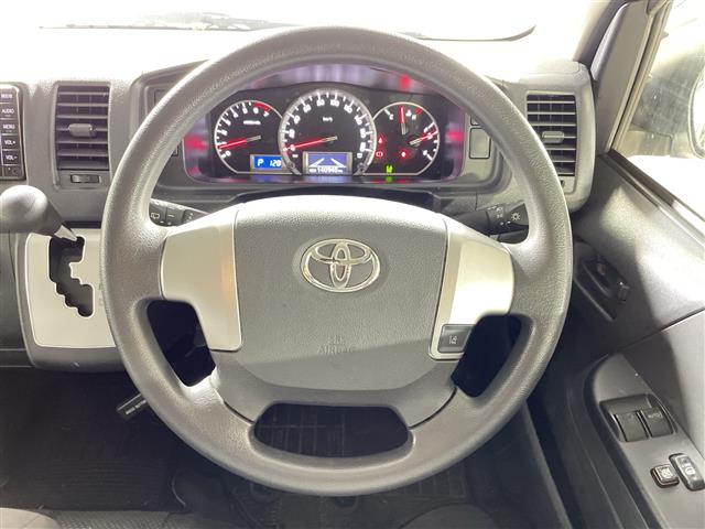 トヨタ ハイエースバン