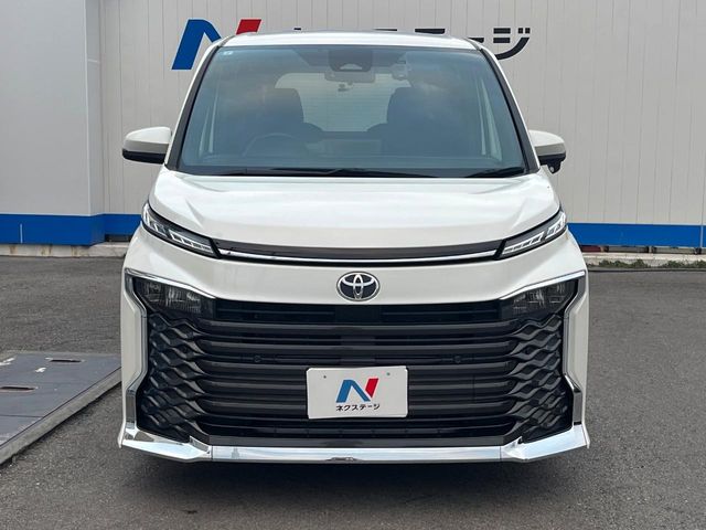 トヨタ ヴォクシー