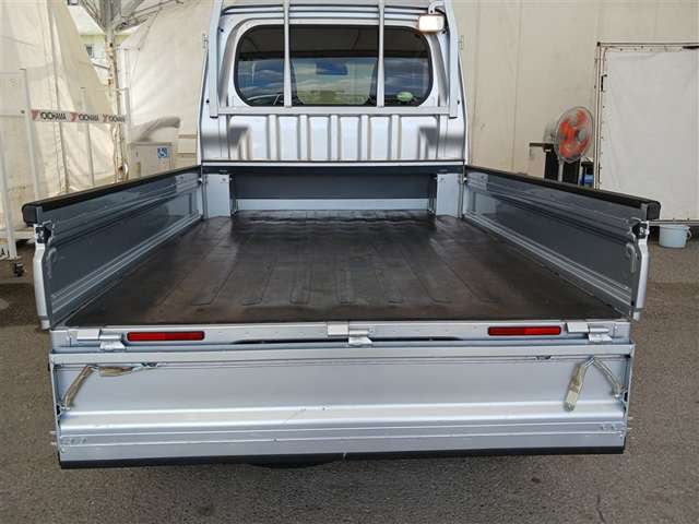 ダイハツ ハイゼットトラック