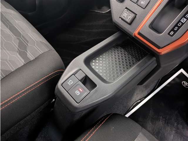 ダイハツ タフト