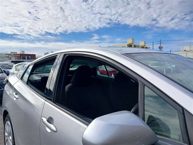 トヨタ プリウス