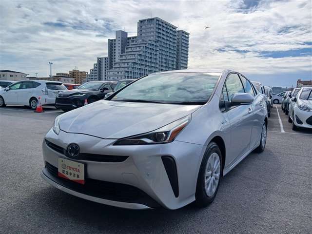 トヨタ プリウス