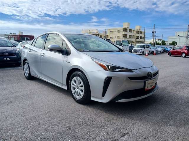 トヨタ プリウス