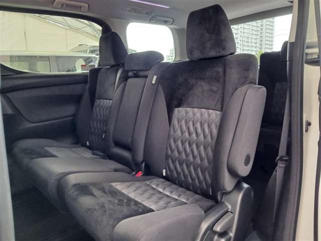 トヨタ ヴェルファイア