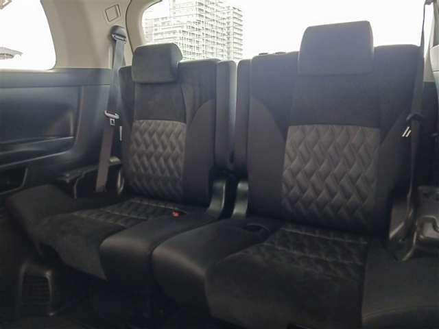 トヨタ ヴェルファイア