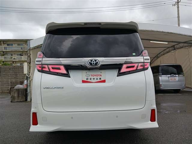 トヨタ ヴェルファイア