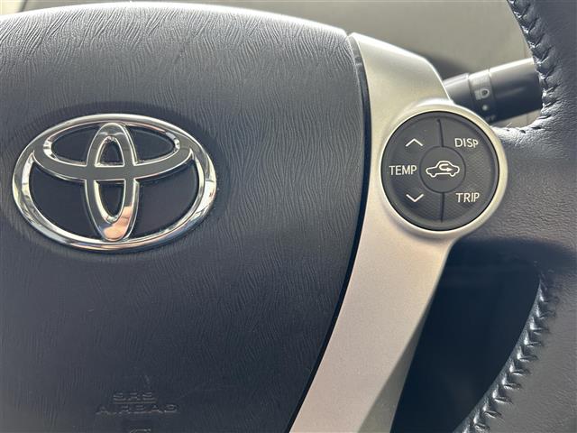 トヨタ プリウスα