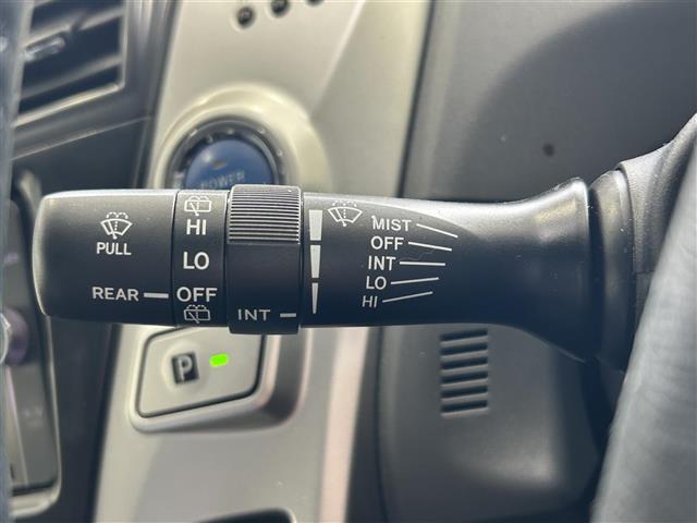 トヨタ プリウスα