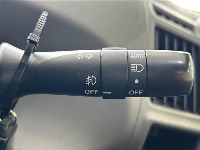 トヨタ プリウスα