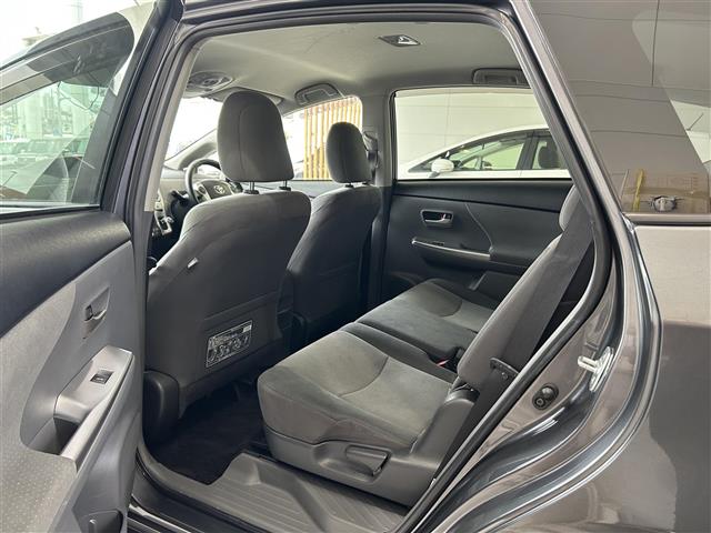 トヨタ プリウスα