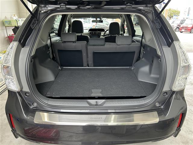 トヨタ プリウスα