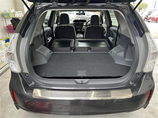 トヨタ プリウスα