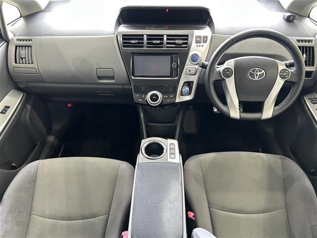 トヨタ プリウスα