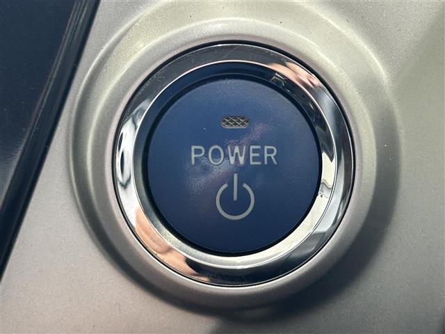 トヨタ プリウスα