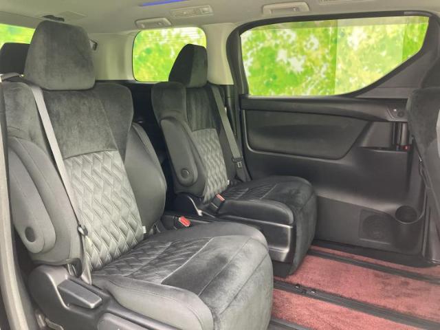 トヨタ ヴェルファイア