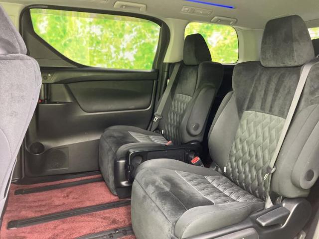 トヨタ ヴェルファイア