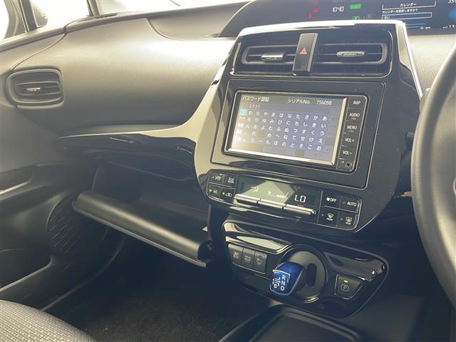 トヨタ プリウス