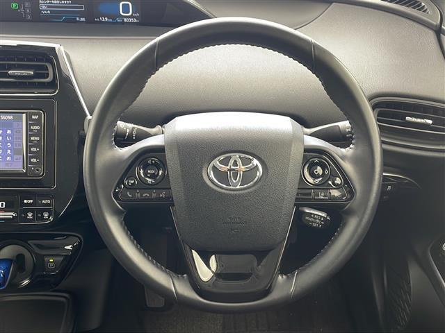 トヨタ プリウス