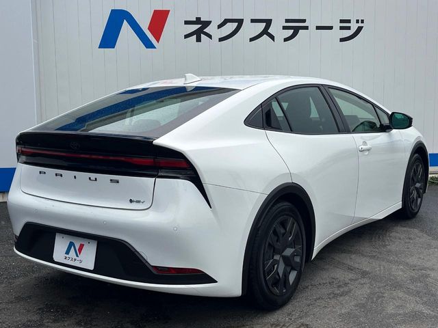 トヨタ プリウス