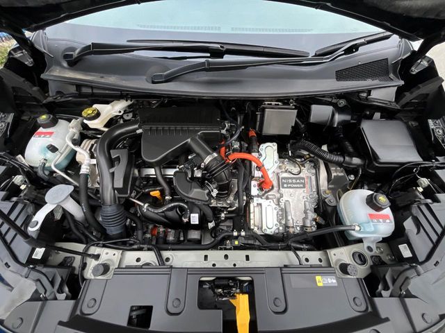 日産 ノートオーラ