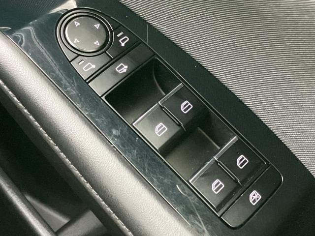 マツダ MAZDA3セダン