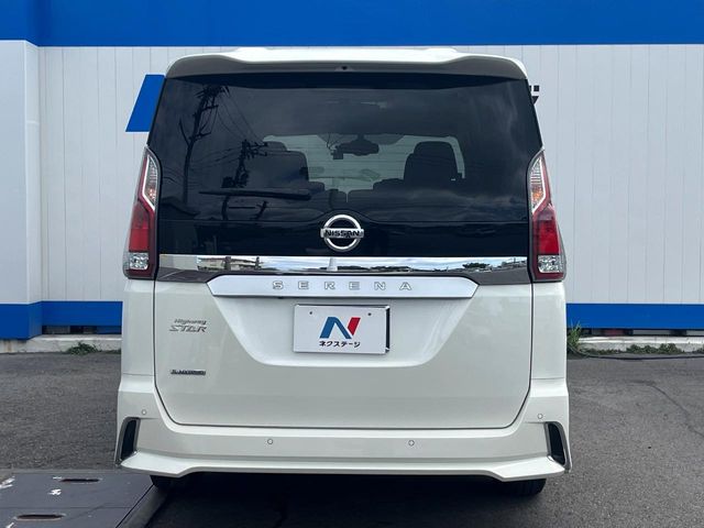日産 セレナ