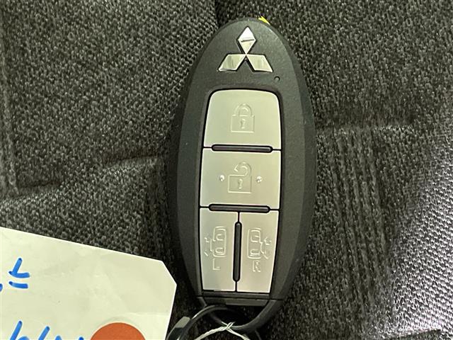 三菱 デリカミニ