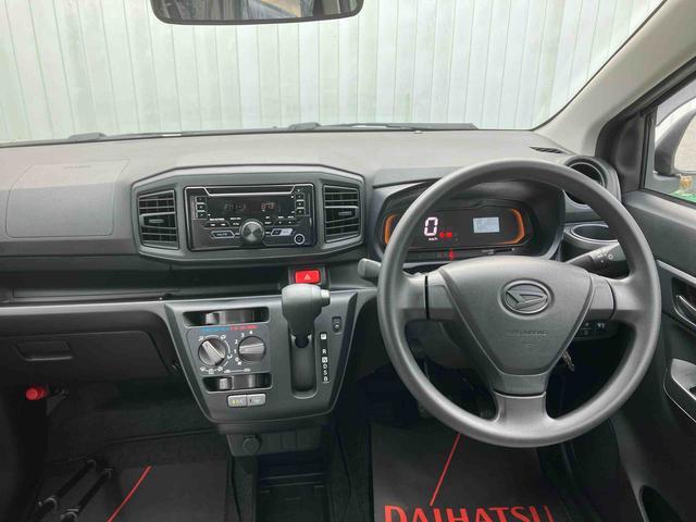 ダイハツ ミライース