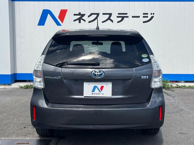 トヨタ プリウスα