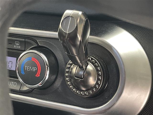 ダイハツ ロッキー