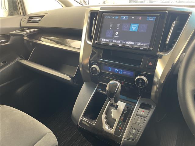 トヨタ ヴェルファイア