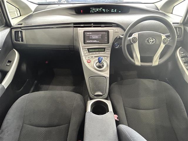 トヨタ プリウス